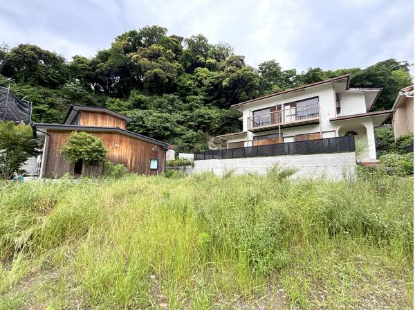谷戸の緑に包まれる～ゆとりの約９５坪～