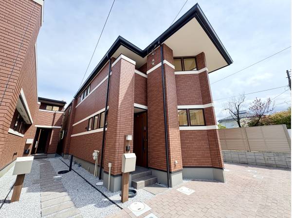 神奈川県茅ヶ崎市浜竹３丁目の新築戸建