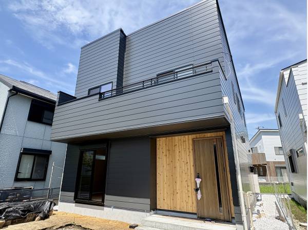 神奈川県三浦郡葉山町一色の新築戸建
