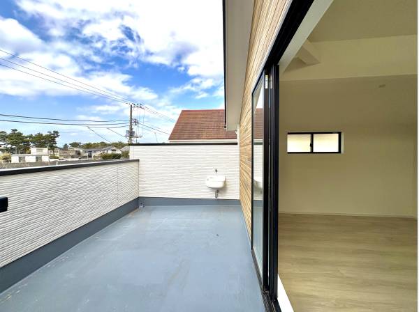 神奈川県藤沢市片瀬４丁目の新築戸建