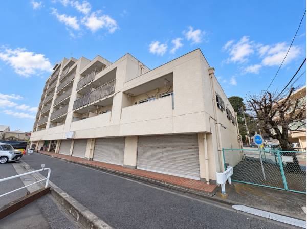 神奈川県鎌倉市岡本１丁目のマンション