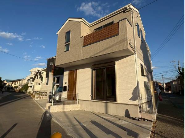 神奈川県茅ヶ崎市南湖５丁目の新築戸建