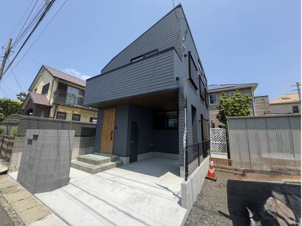 神奈川県平塚市花水台の新築戸建
