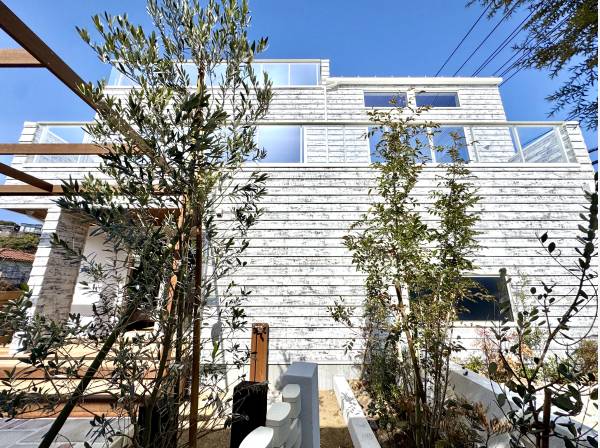 神奈川県鎌倉市七里ガ浜東４丁目の新築戸建