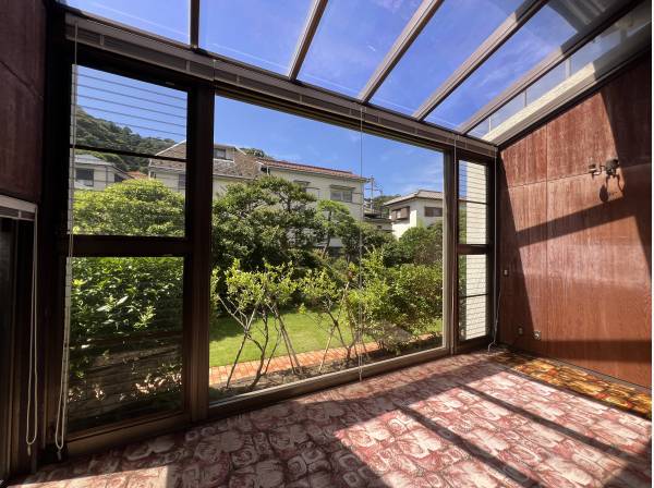 神奈川県三浦郡葉山町堀内の土地