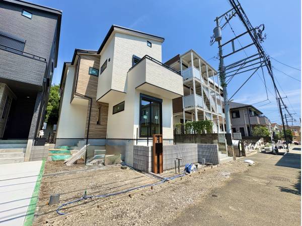 神奈川県鎌倉市台４丁目の新築戸建