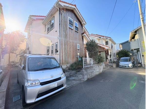 神奈川県藤沢市鵠沼海岸５丁目の中古戸建