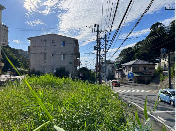 神奈川県三浦郡葉山町一色の土地