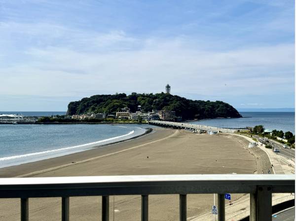 神奈川県藤沢市片瀬海岸１丁目のマンション
