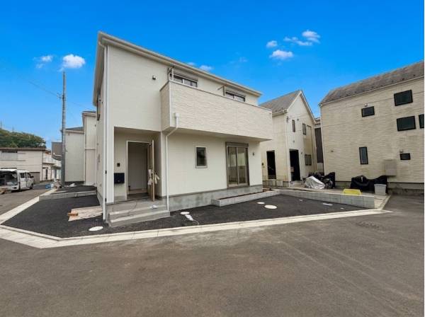 神奈川県藤沢市城南２丁目の新築戸建