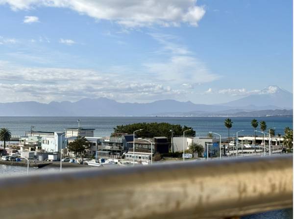 神奈川県藤沢市片瀬海岸１丁目のマンション