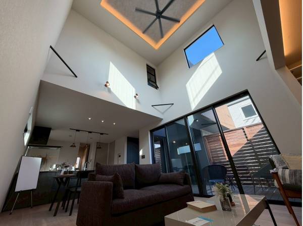 神奈川県茅ヶ崎市東海岸南２丁目の新築戸建