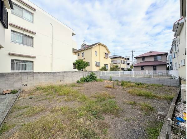 神奈川県茅ヶ崎市赤松町の土地