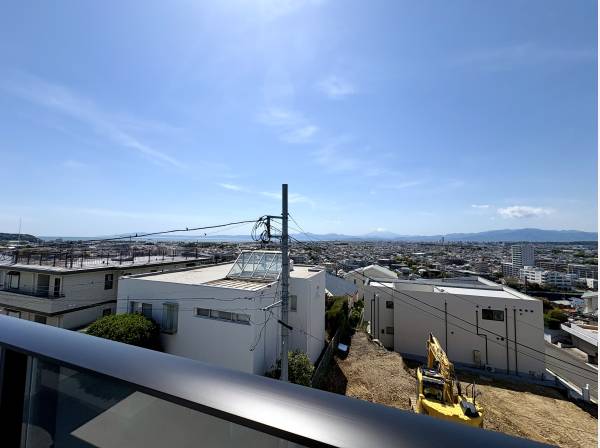 神奈川県藤沢市片瀬山１丁目の新築戸建