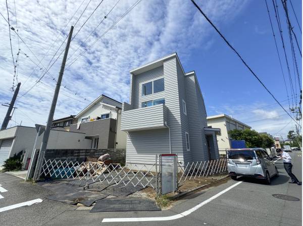 神奈川県藤沢市鵠沼海岸４丁目の新築戸建