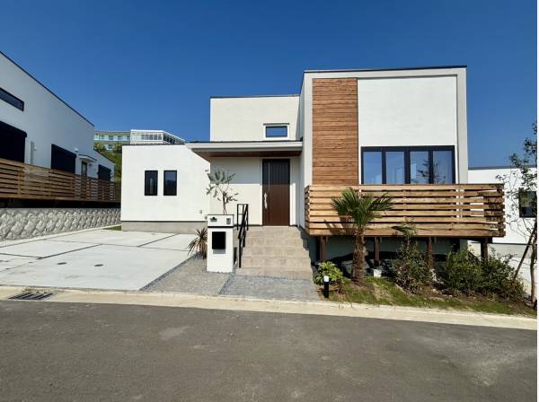 神奈川県横須賀市佐島の丘２丁目の新築戸建
