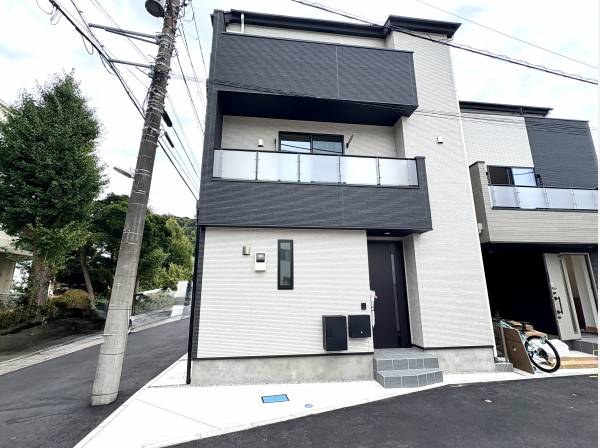 神奈川県逗子市久木３丁目の新築戸建