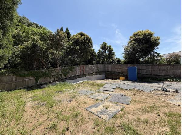 神奈川県逗子市桜山８丁目の土地