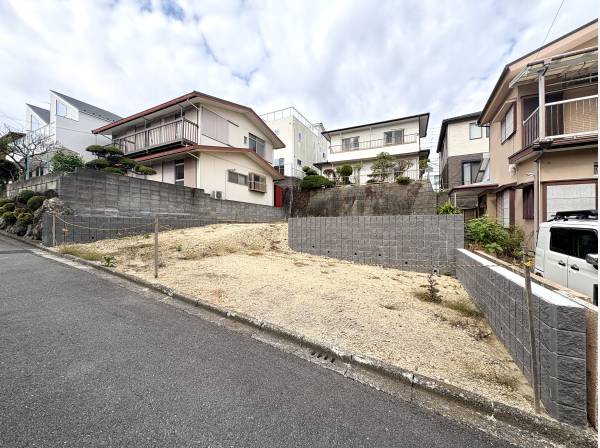 神奈川県三浦郡葉山町長柄の土地