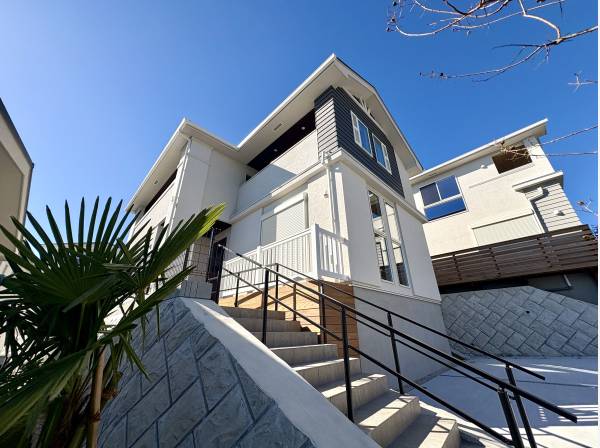 神奈川県横須賀市佐島の丘２丁目の新築戸建