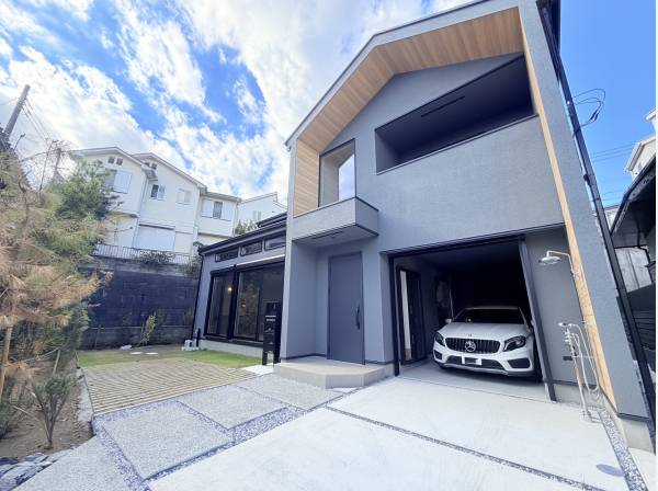 神奈川県藤沢市鵠沼桜が岡１丁目の新築戸建