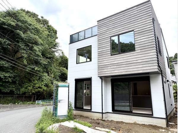 神奈川県鎌倉市梶原３丁目の新築戸建
