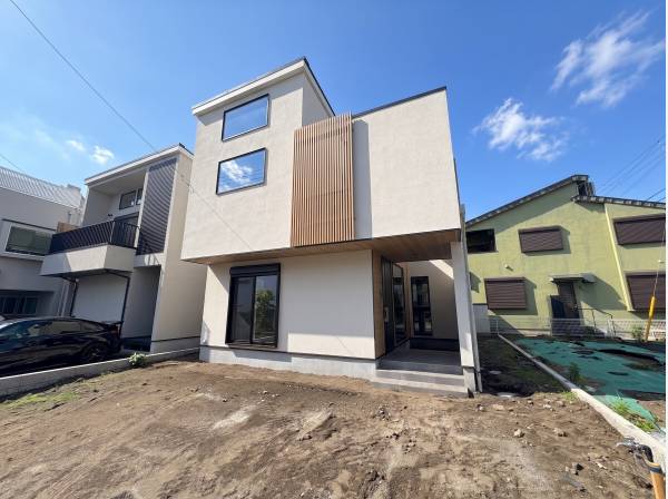 神奈川県藤沢市鵠沼松が岡２丁目の新築戸建