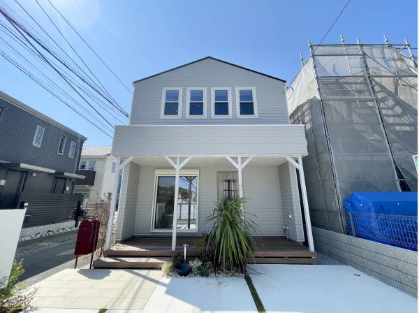 神奈川県藤沢市片瀬海岸３丁目の新築戸建