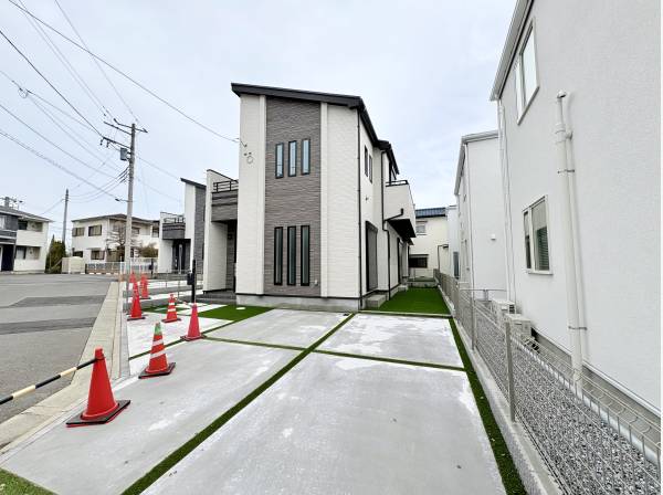 神奈川県藤沢市辻堂元町２丁目の新築戸建