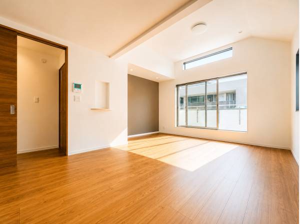 神奈川県藤沢市湘南台１丁目の新築戸建