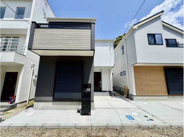 神奈川県逗子市山の根２丁目の新築戸建