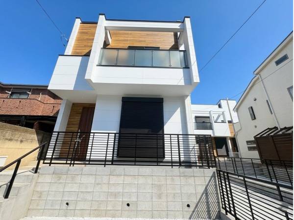 神奈川県茅ヶ崎市東海岸南３丁目の新築戸建