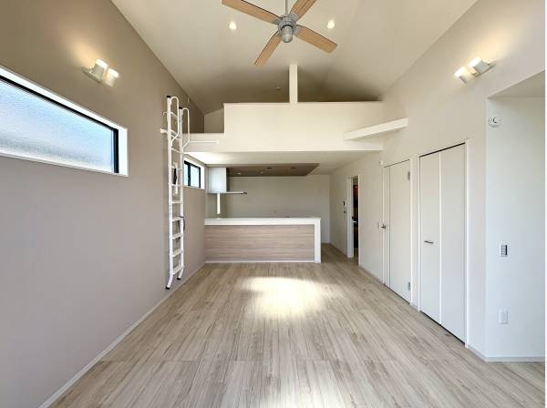 神奈川県藤沢市鵠沼海岸６丁目の新築戸建