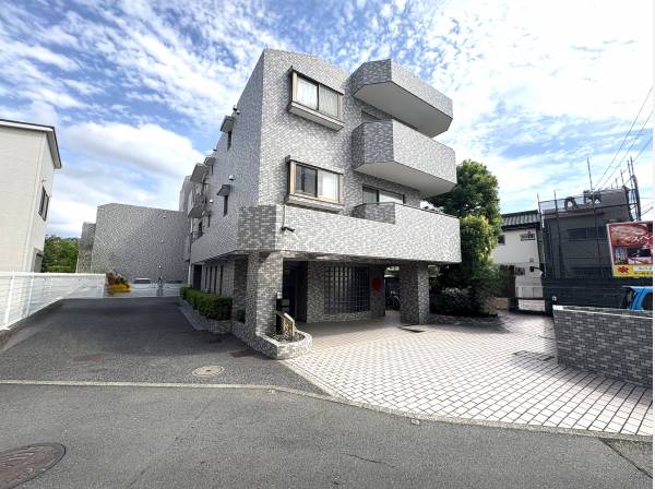 神奈川県茅ヶ崎市東海岸北５丁目のマンション