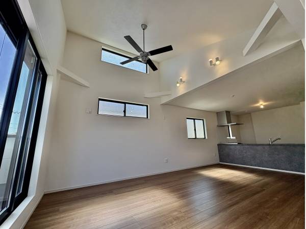 神奈川県茅ヶ崎市柳島２丁目の新築戸建