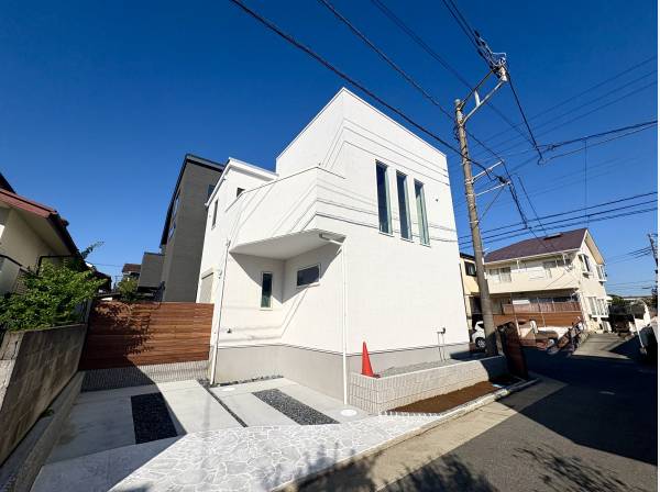 神奈川県藤沢市鵠沼海岸６丁目の新築戸建
