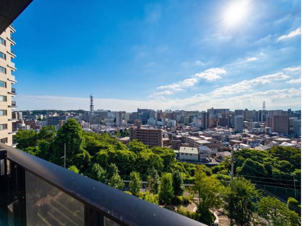 神奈川県藤沢市藤が岡１丁目のマンション