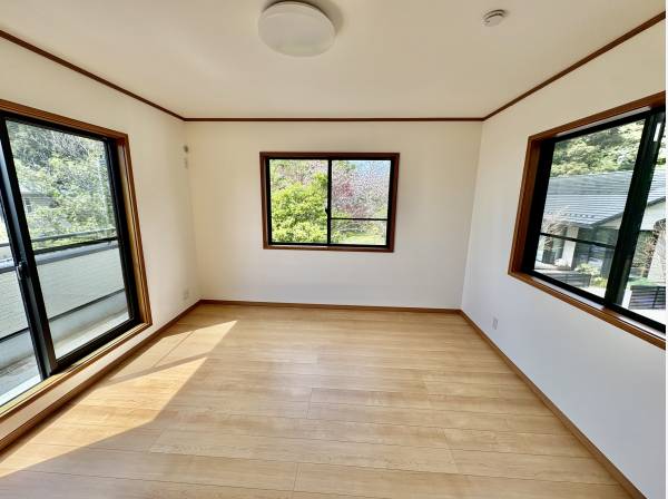 神奈川県中郡大磯町西小磯の中古戸建