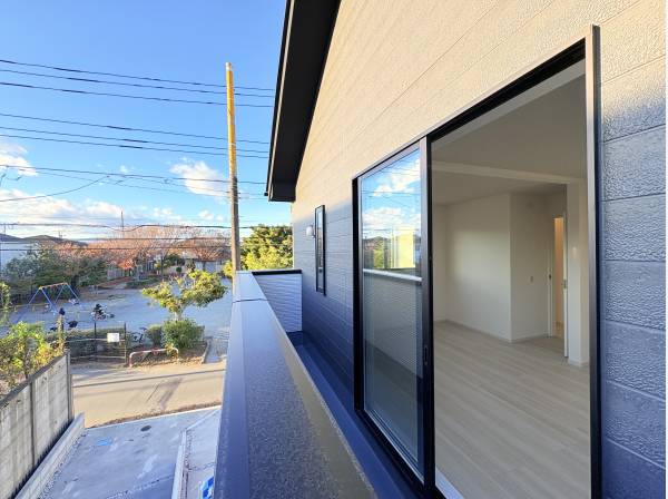 神奈川県藤沢市鵠沼松が岡３丁目の新築戸建