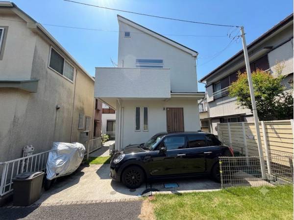 神奈川県藤沢市本鵠沼２丁目の中古戸建
