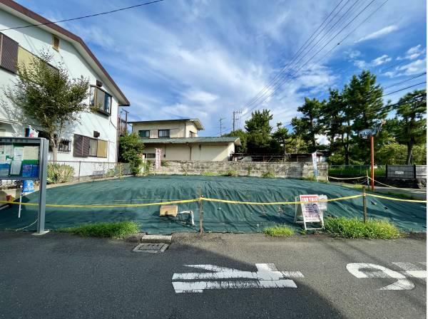 土地面積は159.72㎡(48.31坪)