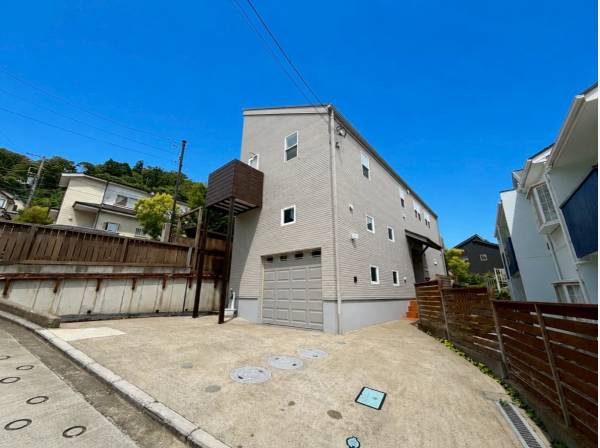 神奈川県三浦郡葉山町下山口の中古戸建