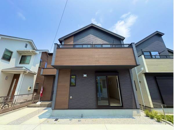 神奈川県藤沢市本藤沢３丁目の新築戸建