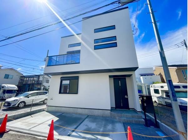 神奈川県藤沢市辻堂元町５丁目の新築戸建