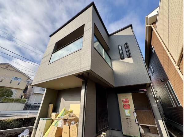 神奈川県鎌倉市津西１丁目の新築戸建