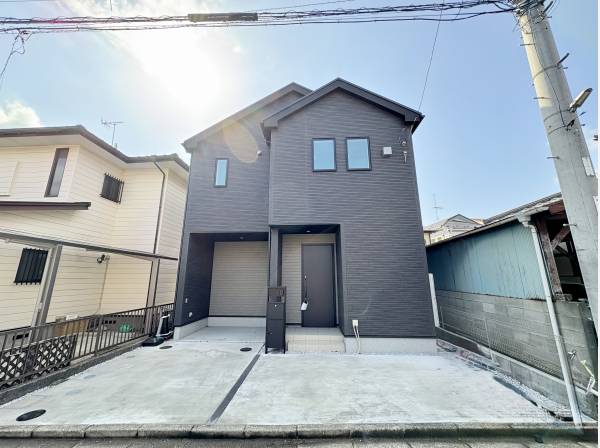 神奈川県茅ヶ崎市松が丘１丁目の新築戸建