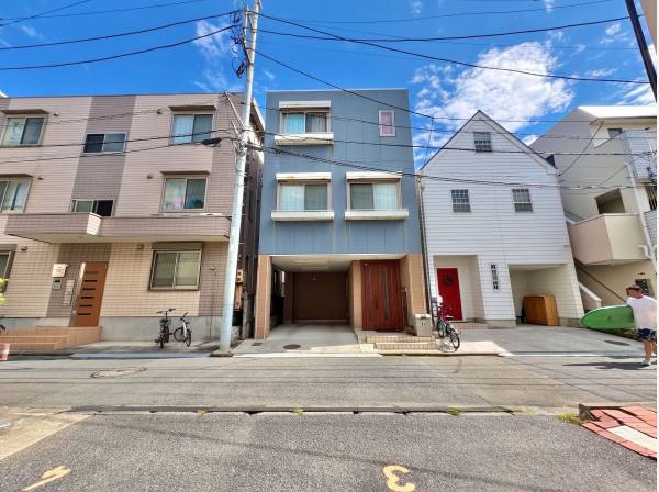 神奈川県藤沢市鵠沼海岸１丁目の中古戸建