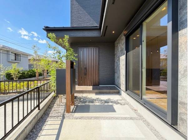 神奈川県鎌倉市梶原３丁目の新築戸建