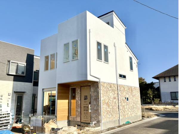 神奈川県藤沢市鵠沼海岸３丁目の新築戸建