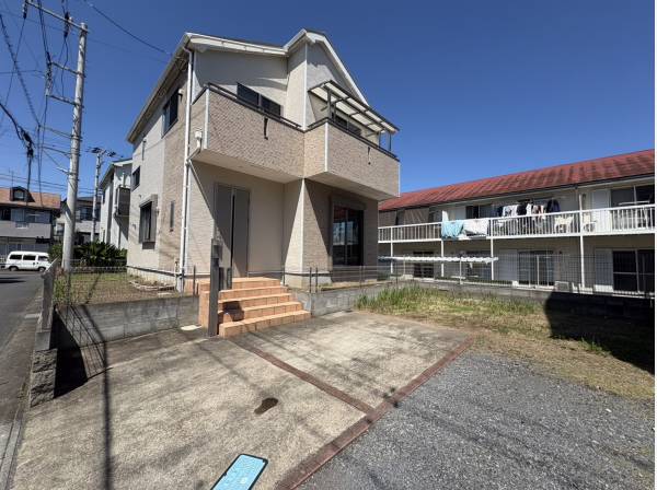 神奈川県中郡大磯町国府本郷の中古戸建